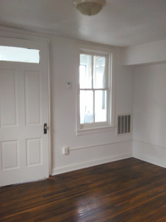 Foto del edificio - Video in pictures! 3rd Floor 1 Bedroom in ...
