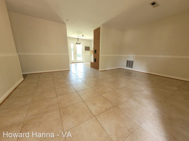 Foto del edificio - 3 br, 1.5 bath House - 2237 Maple Street