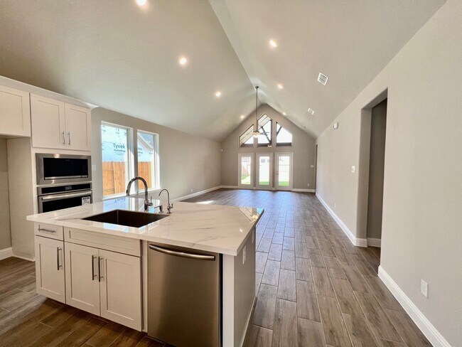 Building Photo - 9503 Crescent Mill Dr