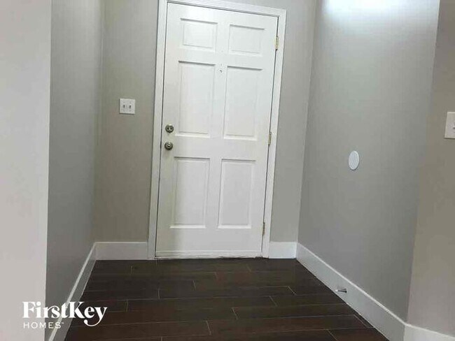 Foto del edificio - 1823 Wildwood Creek Ln