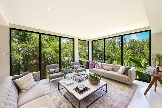 Foto del edificio - 120 Buttonwood Dr
