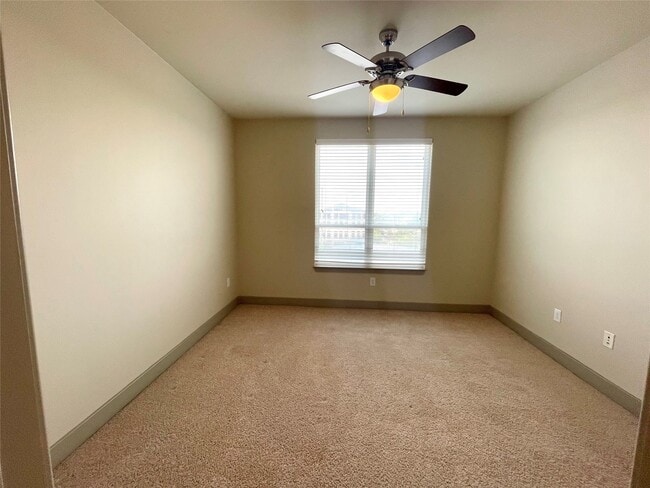 Foto del edificio - 1340 W Gray St