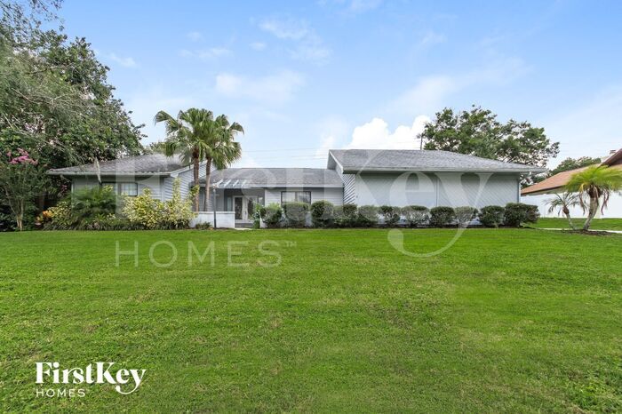 Primary Photo - 4911 Stonecrest Dr