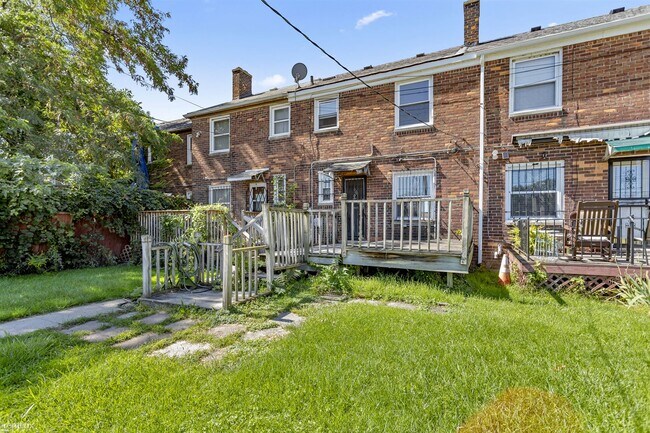 Foto del edificio - 2 br, 1 bath House - 450 Marquette Dr