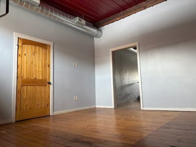 Dormitorio - 923 Elm St