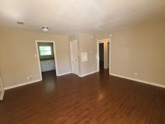 Foto del edificio - 1505 Alamo Ave