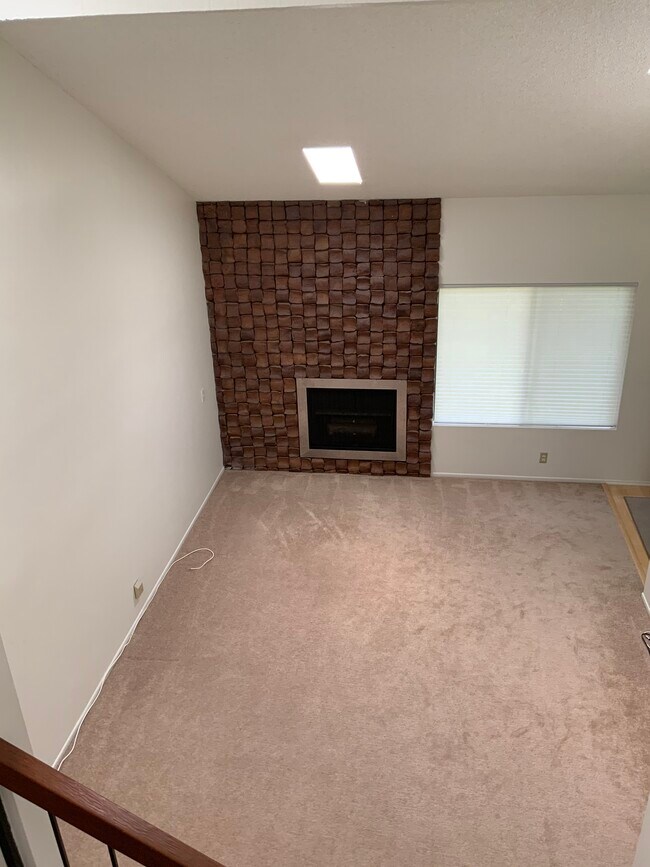 Building Photo - 5107 Cimarron Ln