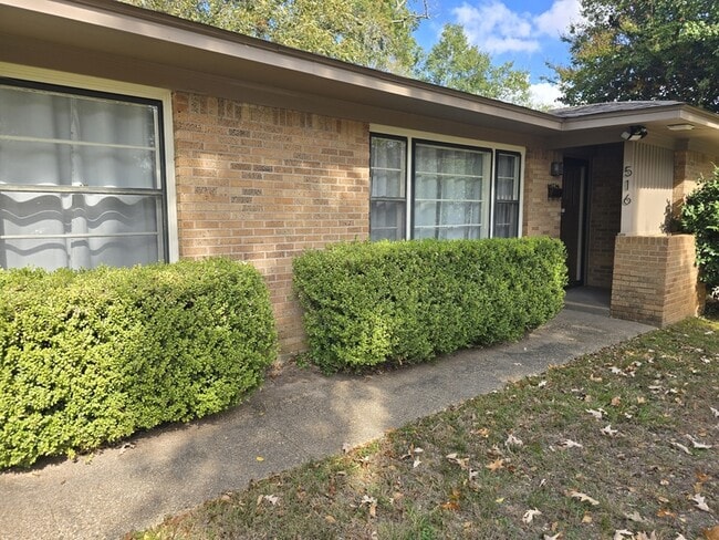 Foto del edificio - 516 Lehigh Pl