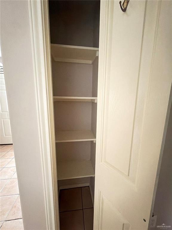 Foto del edificio - 16 South Dr