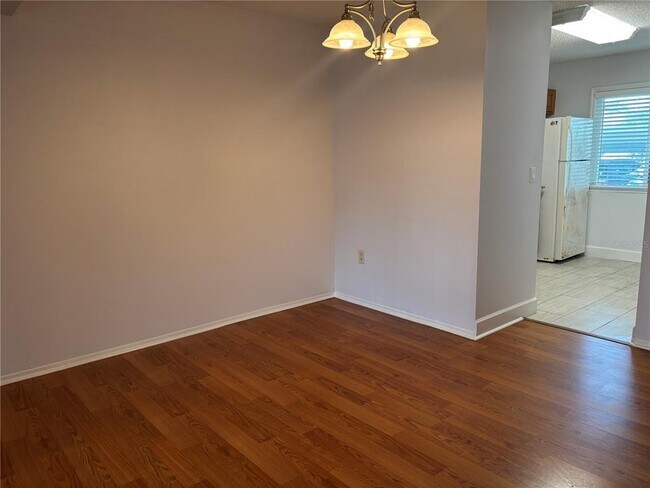 Foto del edificio - 11428 Bay St NE