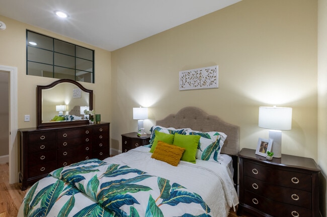 Building Photo - Pacific Mill Lofts