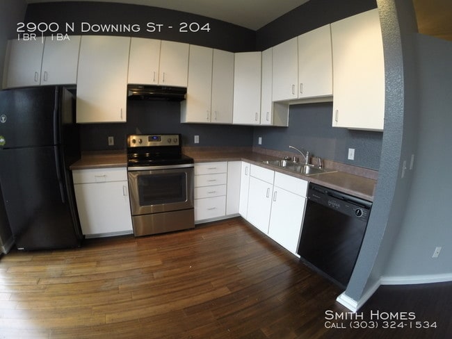 Building Photo - 2900 N Downing St