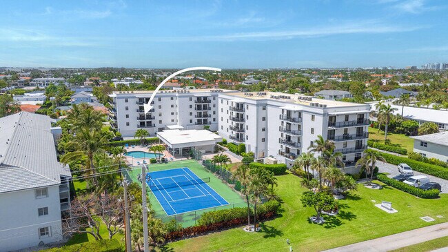 Foto del edificio - 2679 S Ocean Blvd
