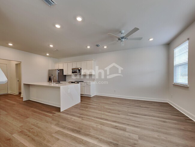 Foto del edificio - 108 Slice Dr