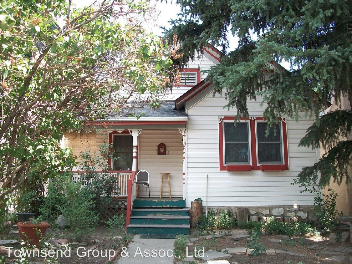 Primary Photo - 2 br, 1 bath House - 2414 W Pikes Peak Avenue