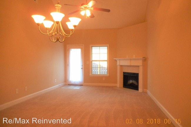 Building Photo - 2 br, 2 bath House - 8045 High Vista Ln