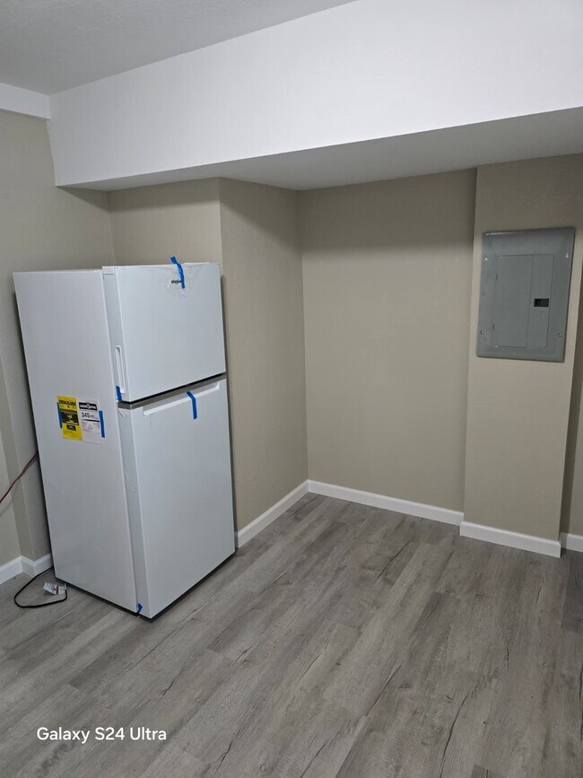 Foto del edificio - 112 Tacoma Rd