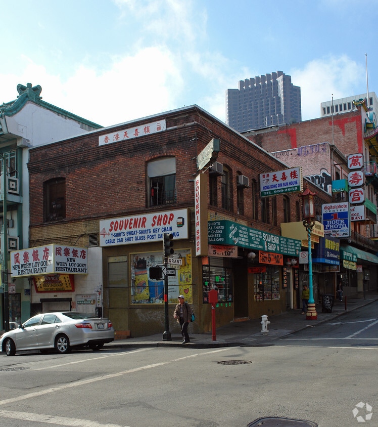 Building Photo - 960-966 Grant Ave