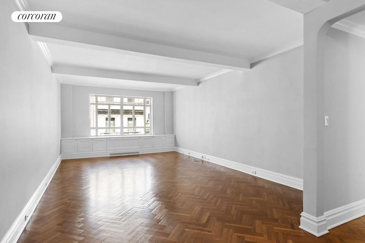Foto principal - 44 E 67th St