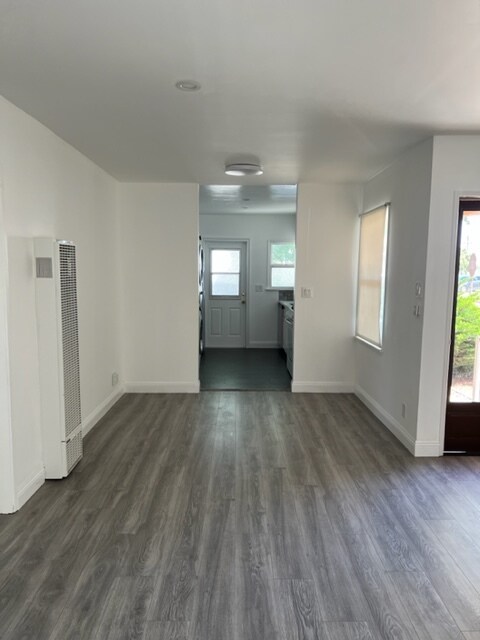 Foto del edificio - 17003 Glenburn Ave