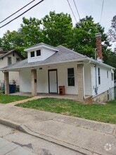 Building Photo - 917 Dockery St