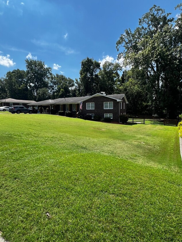 Photo - 578 Cambridge Dr (Marietta, GA)