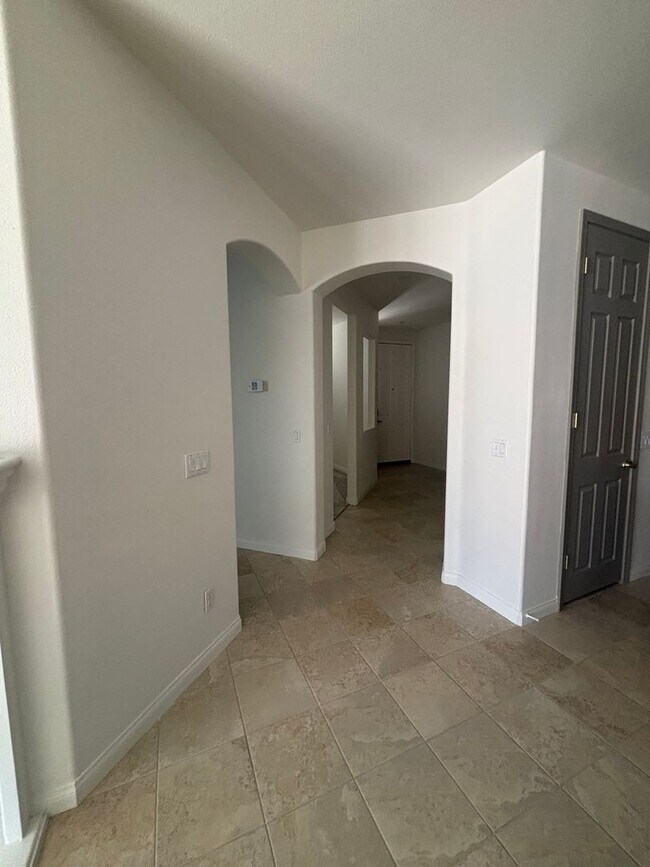 Foto del edificio - 2 BEDROOM, 2 BATHROOM IN 55+ COMMUNITY OF JESS RANCH