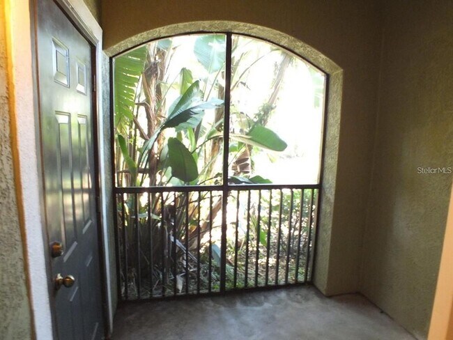 Foto del edificio - 10106 Courtney Oaks Cir