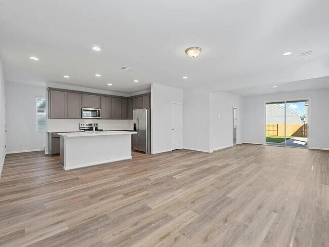 Foto del edificio - 209 Cherry Blossom Ln