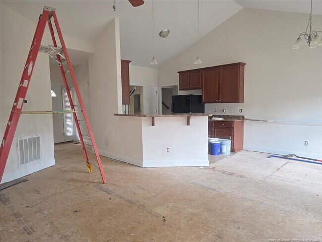 Building Photo - 507 Moss Pink Dr