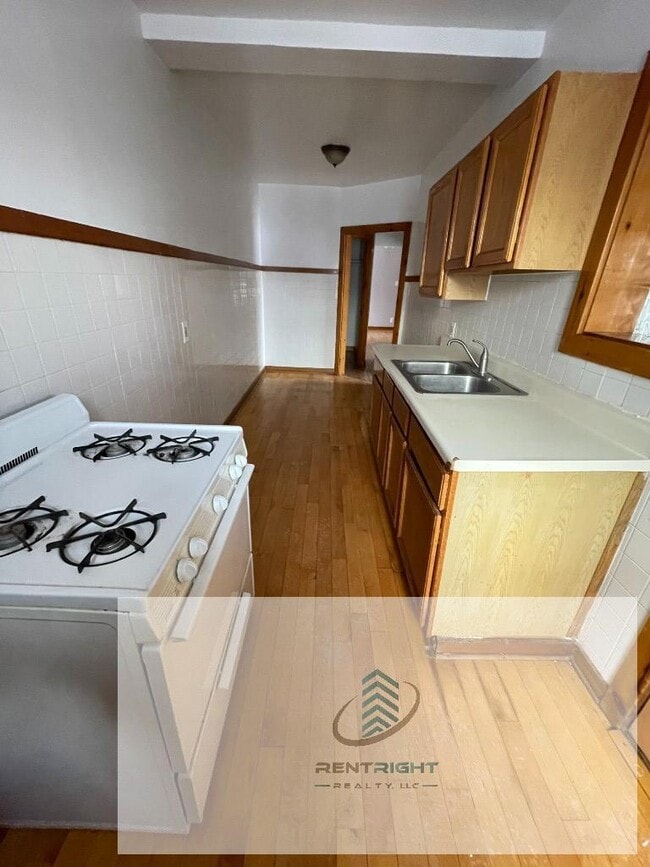 Foto del edificio - 5039 N Springfield Ave