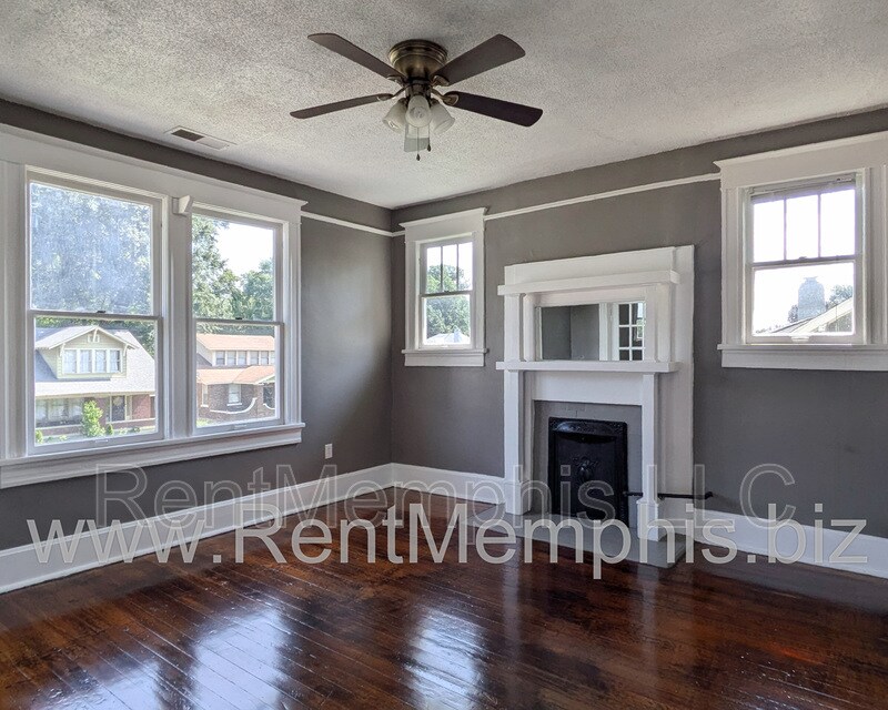 Primary Photo - 1225 Faxon Ave