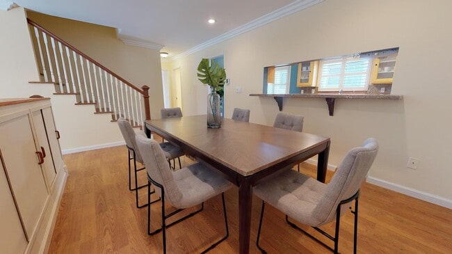 Photo - 2112 Warfield Ave Townhome