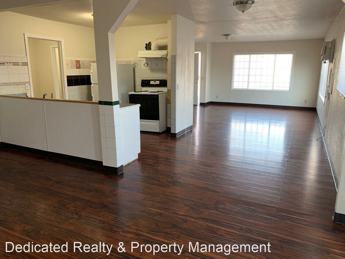 Primary Photo - 3 br, 1 bath House - 304 Cedar Street