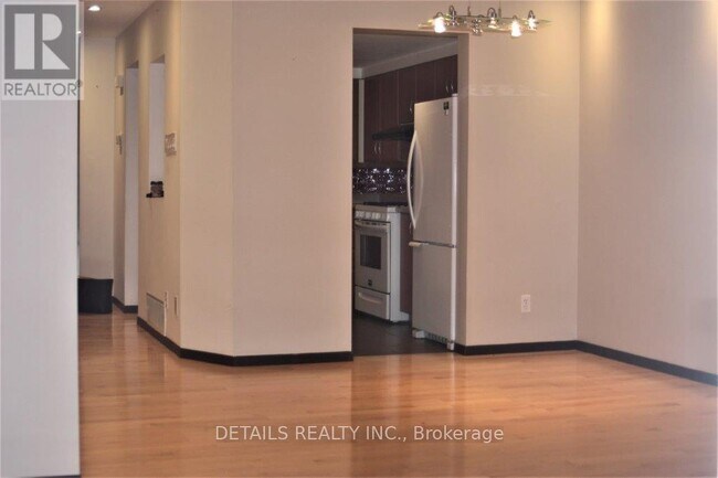 Photo du bâtiment - 719 Melbourne Ave