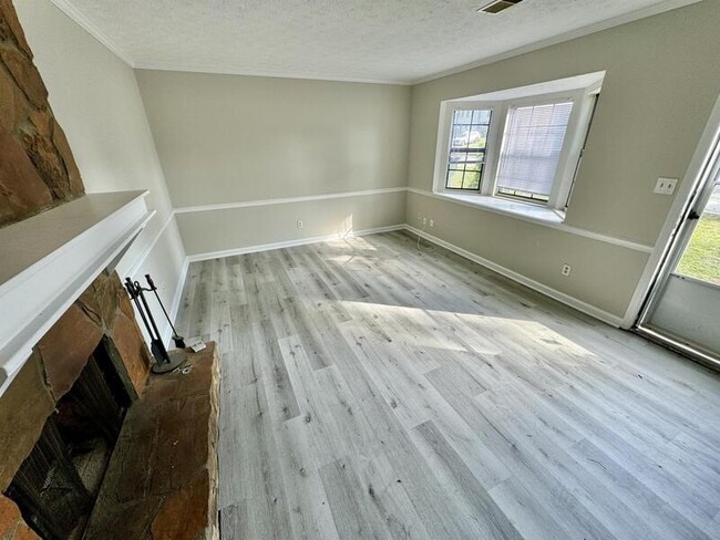 Building Photo - 8267 Canyon Forge Dr