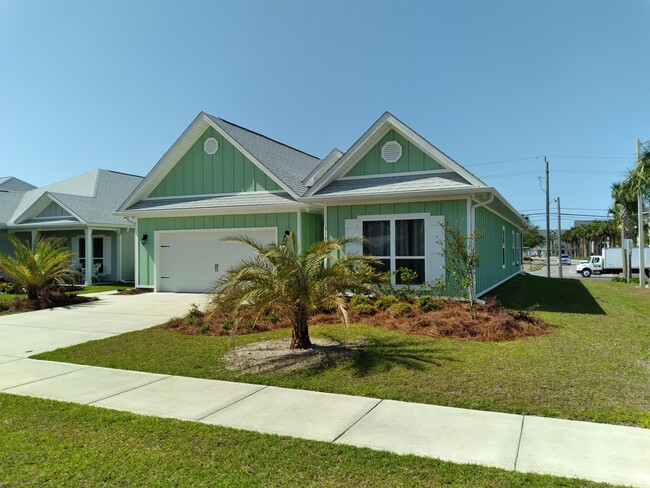 Building Photo - 310 Moonraker Cir