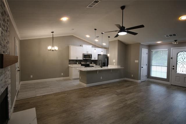 Building Photo - 5406 Yaupon Dr