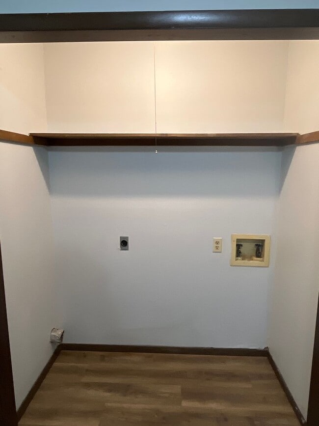 Building Photo - 1051 S Lexington Ave