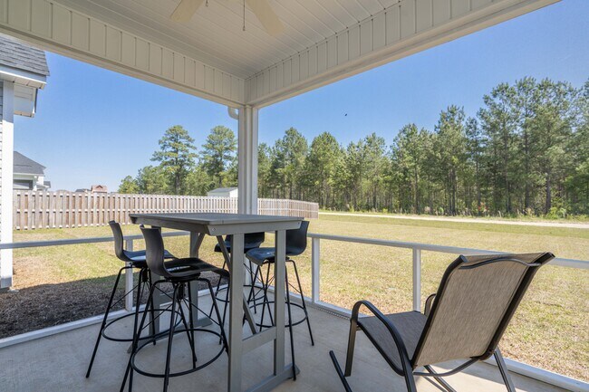 Building Photo - 595 Appalachian Trl S