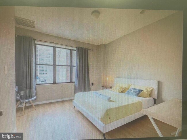 Foto del edificio - 220 N 13th St