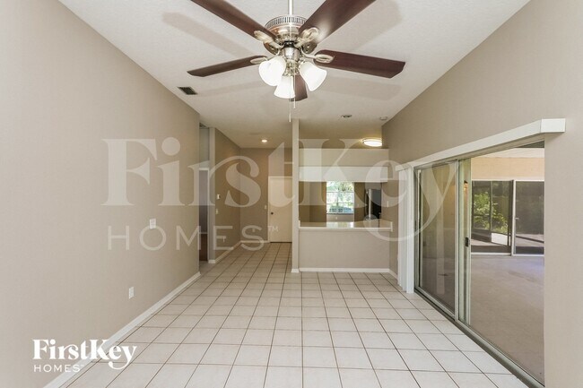 Foto del edificio - 9712 Glenpointe Dr