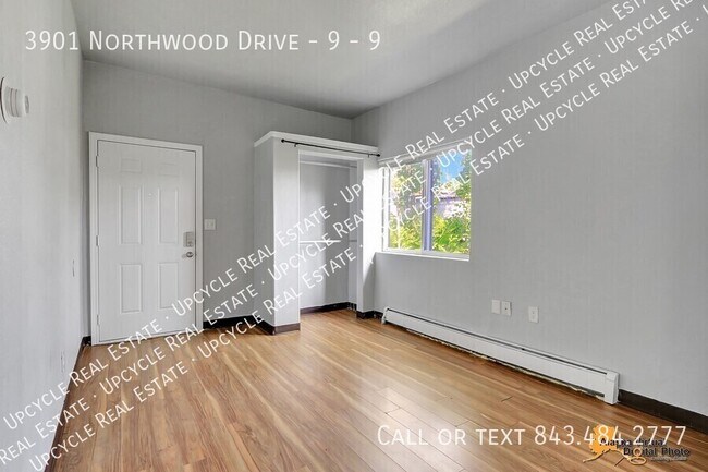 Foto del edificio - 3901 Northwood Dr
