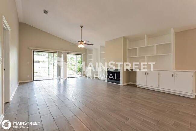 Foto del edificio - 969 BELLEFLOWER DR, PORT ORANGE, FL 32127
