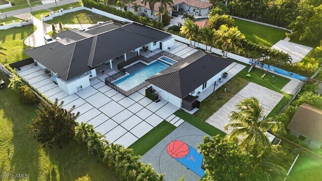 Foto del edificio - 365 NW 132nd Ave