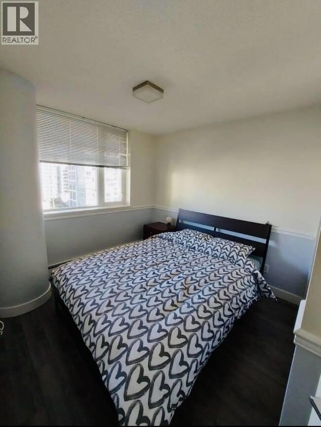 Building Photo - 1325 Rolston St