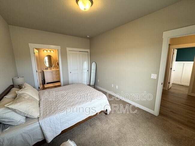 Foto del edificio - 6755 Carriage Meadows Dr