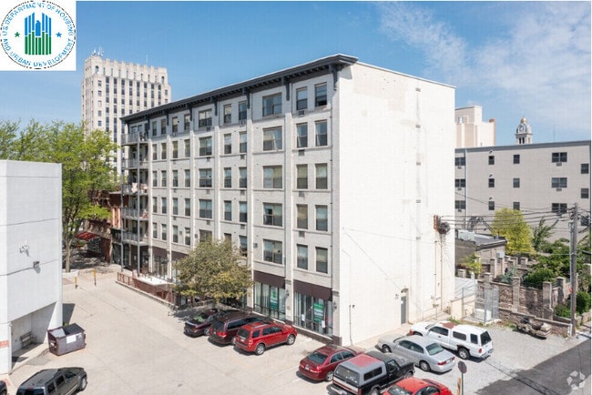 Building Photo - Town Square Senior Apartments