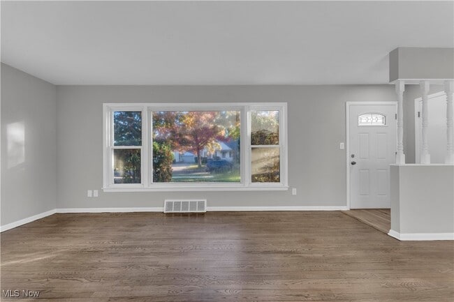 Building Photo - 15313 Steinway Blvd