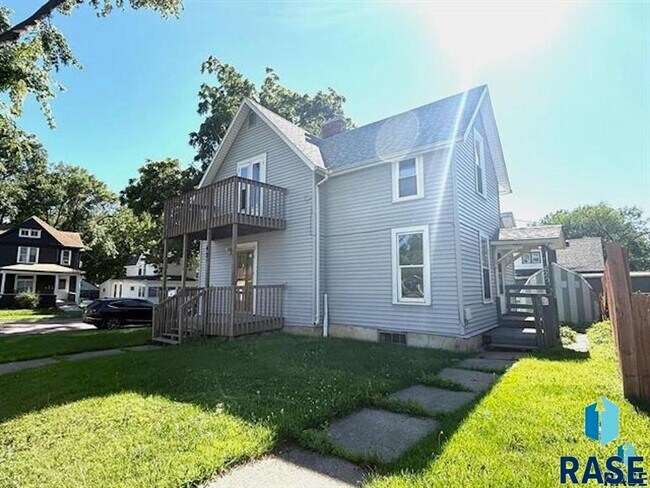 Foto del edificio - 425 S Prairie Ave